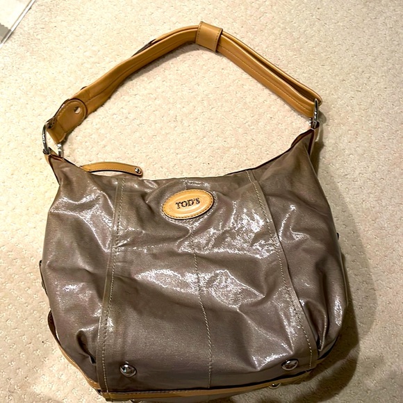 TOD’s shoulder bag, silver colour. - Picture 1 of 5